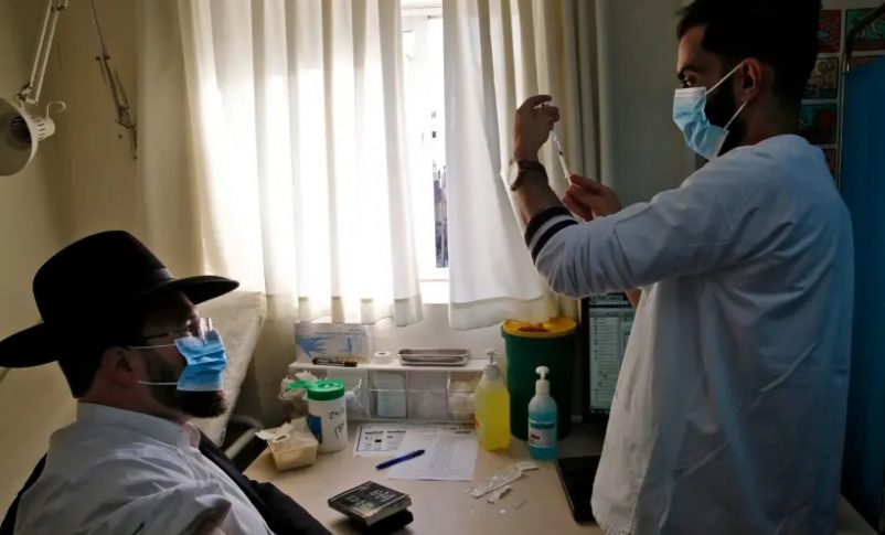 muere un hombre haredi debido a la desinformacion sobre las vacunas