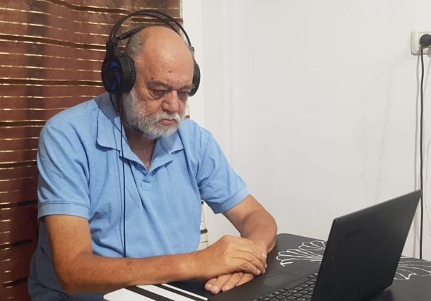 Israel-Radio Jai-Itzik Horn