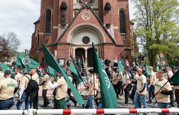 nazis