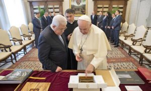 Vaticano- Abbas