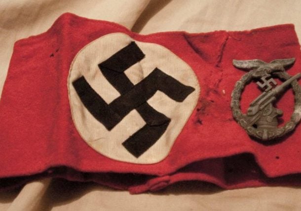 Brazalete nazi genuino