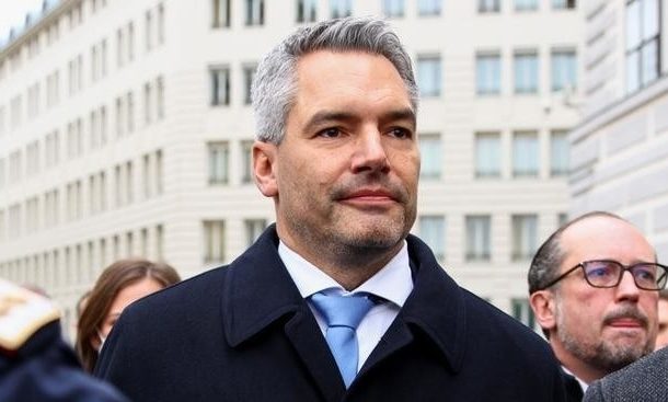 Karl-Nehammer