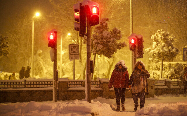 nevada en Estambul, Turquía, el 24 de enero de 2022. (Emrah Gurel/AP)