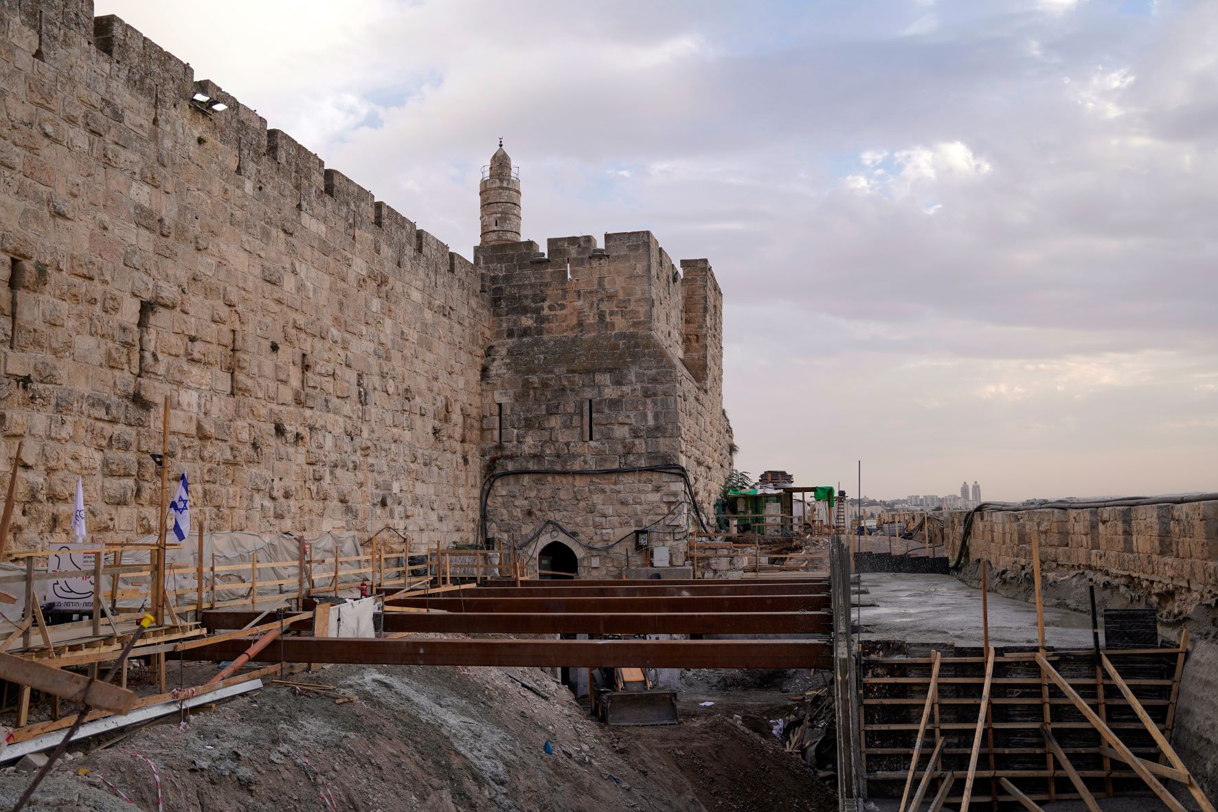 El sitio del nuevo pabellón de entrada de Patrick y Lina Drahi en el Museo de la Torre de David. (Cortesía: Ricky Rachman)