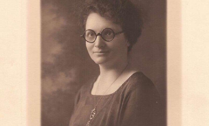 Una foto, sin fecha, de Rebecca (Biblioteca Nacional de Israel)