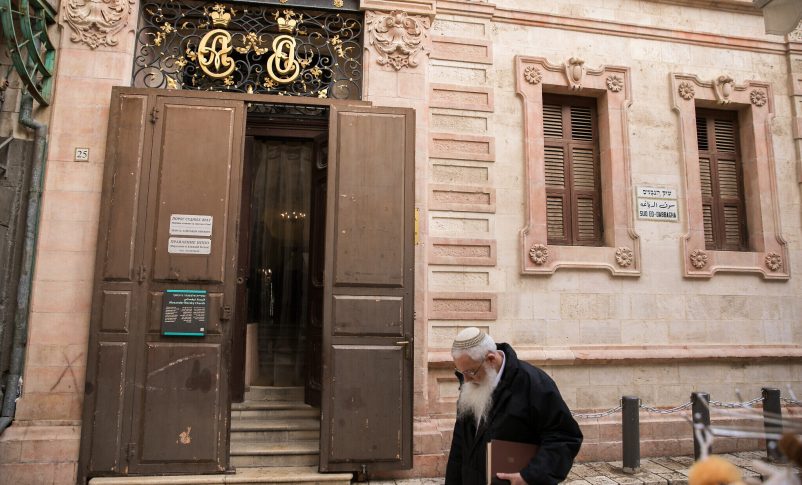 Putin exige que Rusia tome el control de la iglesia de Jerusalén como prometió