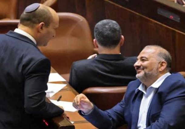 Ra’am congela la coalición y la membresía de la Knesset en protesta por lo del Monte del Templo