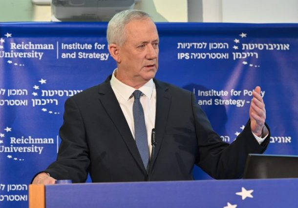 "Irán está a pocas semanas de acumular suficiente material para una primera bomba" Benny Gantz