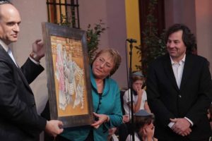 Mauricio Avayu con la ex presidenta de Chile, Michelle Bachelet.