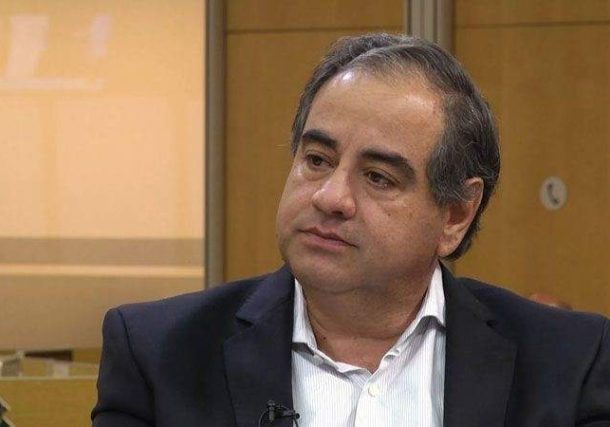 Senador Julio Martínez