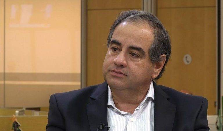 Senador Julio Martínez