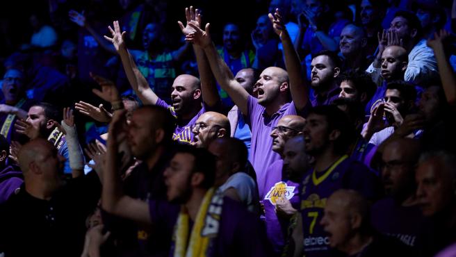 Aficionados del Hapoel U-NET Holon, durante un partido de la Basketball Champions LeagueAficionados del Hapoel U-NET Holon, durante un partido de la Basketball Champions LeagueAFP7 vía Europa Press