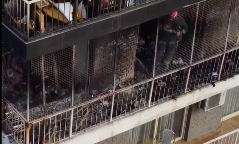Radio Jai -Una familia ortodoxa devastada por la tragedia del incendio en el edificio de Recoleta