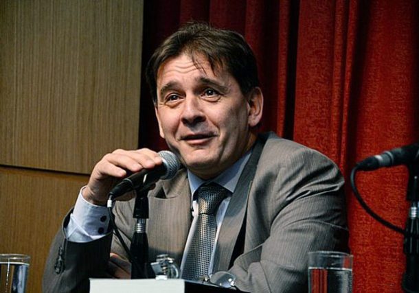 Radio Jai -“Hace treinta años que estamos corriendo detrás de los problemas y no por delante para tratar de prevenirlos" - Franco Fiumara