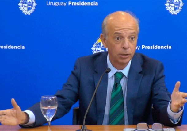 Radio Jai -El Ministro de Defensa Javier García fundamentó por qué no se permitió ingreso del avión venezolano-iraní al espacio aéreo uruguayo