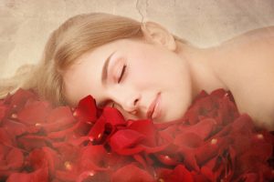 Radio Jai -Al estimular a participantes dormidos con el olor de las rosas, investigadores locales pudieron fortalecer recuerdos específicos.