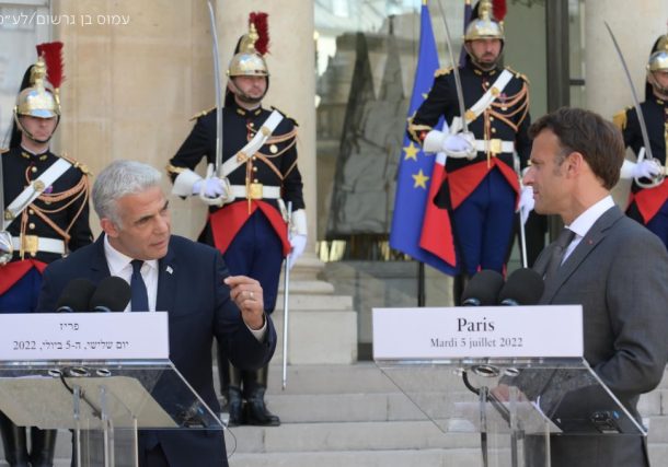 Radio Jai -Lapid en su primer viaje internacional:"Usted tenía razón entonces, y tiene más razón hoy"