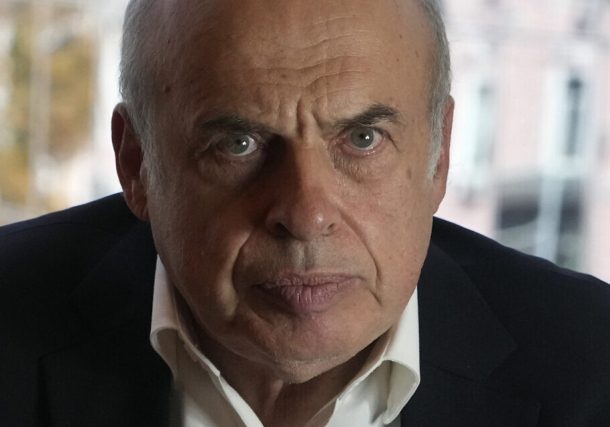 Radio Jai -El activista israelí de derechos humanos y presidente del Centro Conmemorativo de Babyn Yar, Natan Sharansky, en Kiev, Ucrania