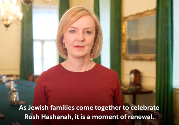 Radio Jai -La Primera Ministra del Reino Unido, Liz Truss, saluda por Rosh Hashaná y promete luchar contra el antisemitismo