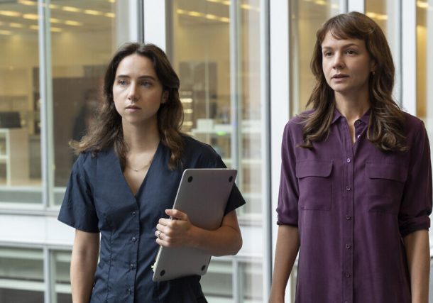From left: Radio Jai - Jodi Kantor (Zoe Kazan) and Megan Twohey (Carey Mulligan) in 'She Said,' directed by Maria Schrader. (Courtesy Universal Pictures)