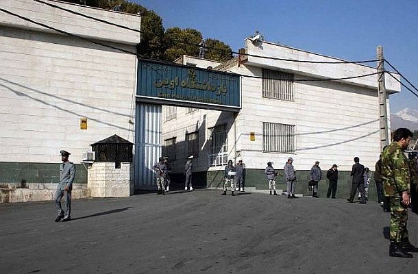 Radio Jai -Irán arresta a tres mujeres periodistas en medio de protestas: informes
