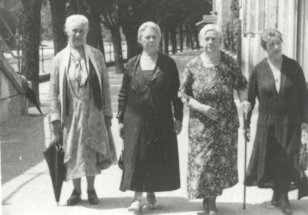 Radio Jai -Las Hermanas de Freud, murieron en el Holocausto