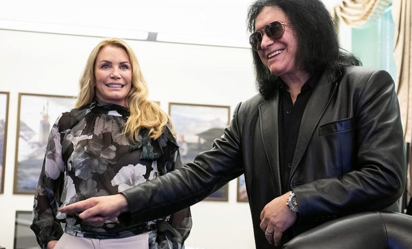 Radio Jai -Gene Simmons de Kiss revelará mural del héroe católico polaco del Holocausto