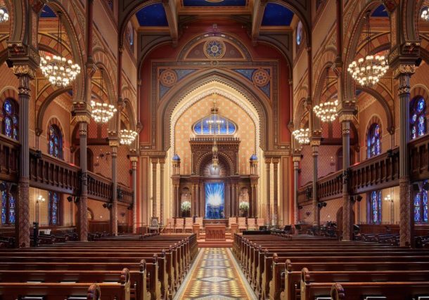 Radio Jai -6 sinagogas espectaculares de un nuevo libro sobre las casas de culto de Manhattan