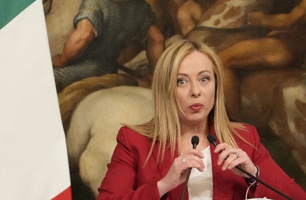 Radio Jai -Italia suspende un acuerdo de defensa con Israel