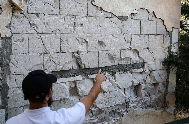 Radio Jai -El 93% de los edificios en riesgo se derrumbarían si se produce un gran terremoto, según el defensor del pueblo