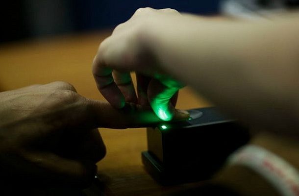 Radio Jai -Con el objetivo de la exención de visa de los EE. UU., la Knesset aprueba un proyecto de ley que da acceso a los EE. UU. a los datos de huellas dactilares