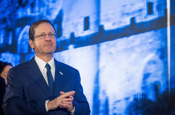 Radio Jai -Herzog dice que Israel está "más cerca que nunca" de un acuerdo de compromiso sobre la reforma judicial