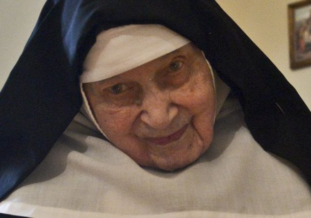 Radio Jai -María Roszak, la monja polaca que salvó a los judíos escondiéndolos en el convento