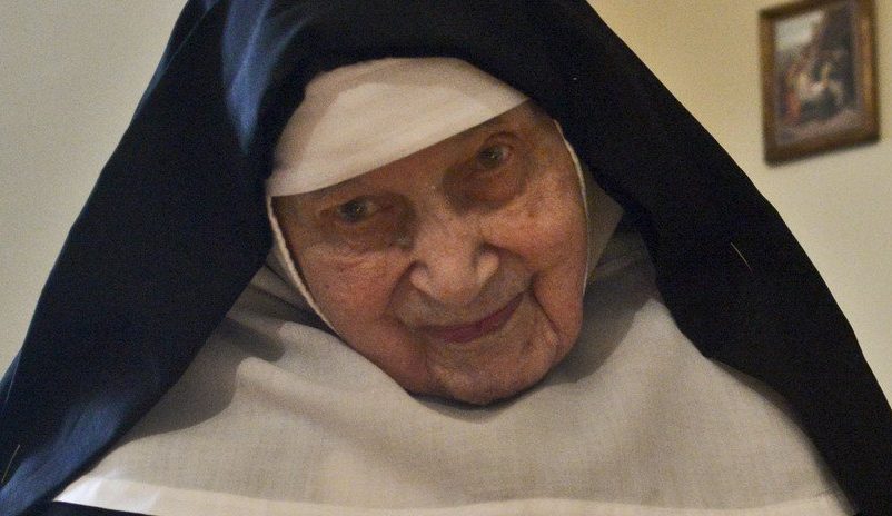 Radio Jai -María Roszak, la monja polaca que salvó a los judíos escondiéndolos en el convento