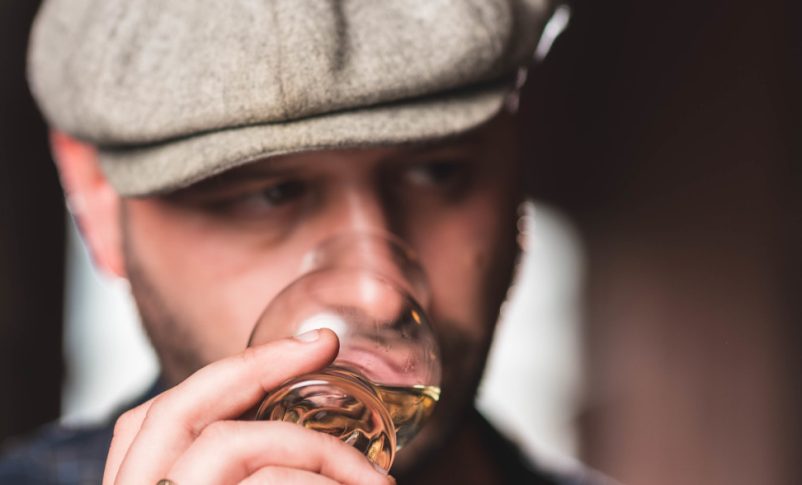 Radio Jai -Conoce a los judíos que destilan el mejor whisky escocés kosher