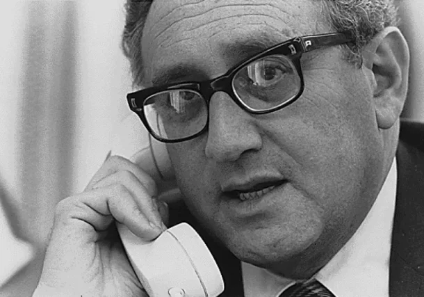 Radio Jai - Henri Kissinger cumplió 100 años