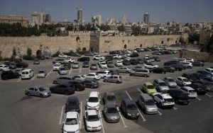 Radio Jai - En la Ciudad Vieja de Jerusalén, los miembros de la comunidad armenia temen ser desalojados por un acuerdo de tierras