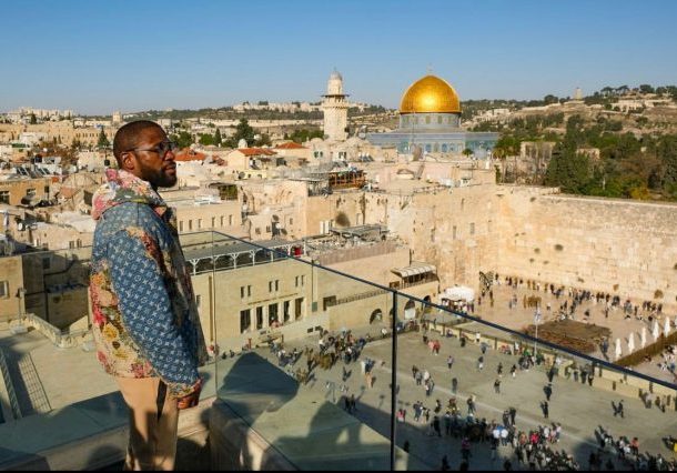 Radio Jai -Floyd Mayweather: "Estoy con Israel" y envía ayuda en jet privado