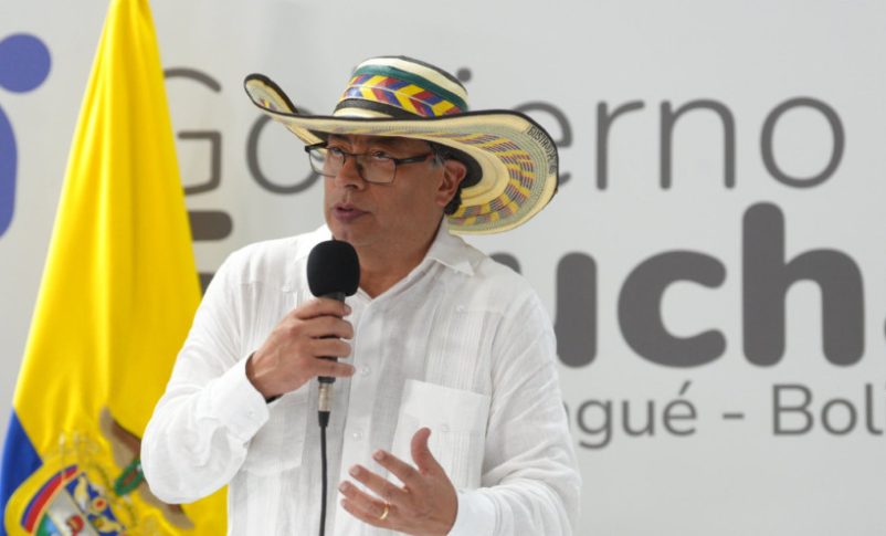 Radio Jai- "Es el primer gobierno antiisraelí de Colombia, en realidad Petro, no el gobierno" - Rab. Alfredo Goldschmidt