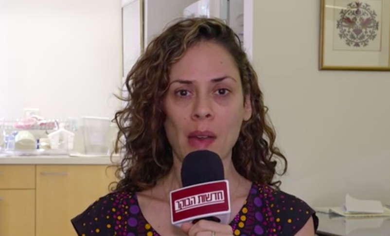 Radio Jai -"En un verdadero milagro, justo antes de cruzar la valla, los terroristas decidieron liberarlos" Avital, la mujer israelí liberada