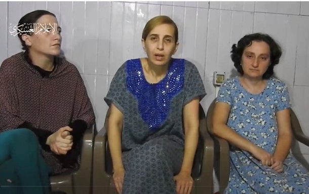 Radio Jai -Hamas publica un video con tres rehenes como parte de la guerra psicológica