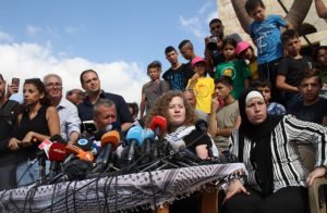 Radio Jai - Las FDI arrestan a Ahed Tamimi que pidió la masacre de judíos