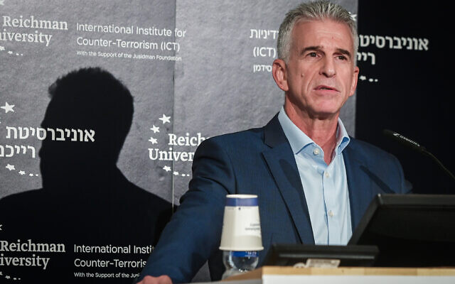 Radio Jai - El jefe del Mossad, David Barnea, se encuentra en Qatar para nuevas conversaciones y se reunirá con el director de la CIA