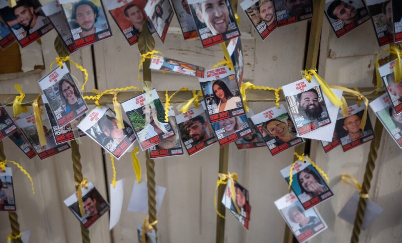 Radio Jai -Israel dice que recibió una lista inicial de rehenes para quedar en libertad y ha notificado a las familias
