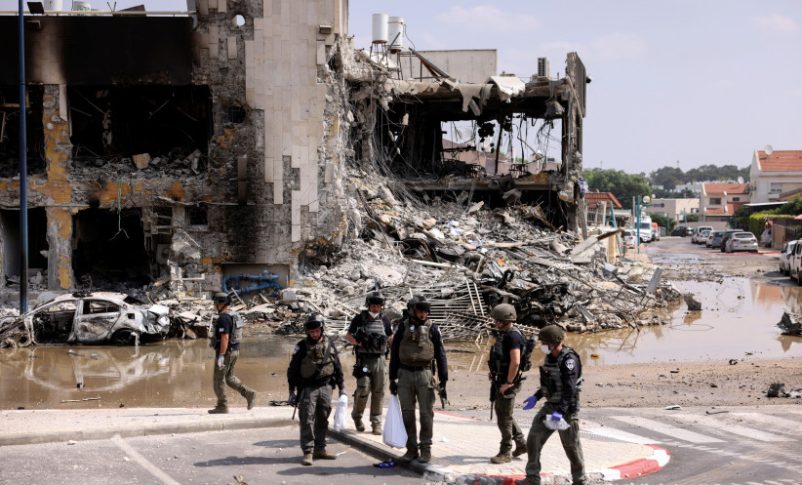 Radio Jai - Israel exige acción después de que, según informes, periodistas se unieran a la masacre de Hamás