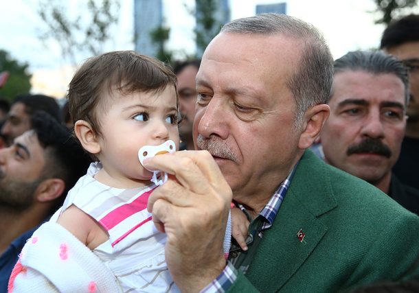 Radio Jai- Hamás que es el “baby de Erdogan”