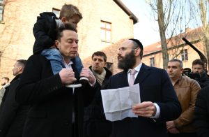 Radio Jai:Elon Musk realiza una visita privada a Auschwitz-Birkenau