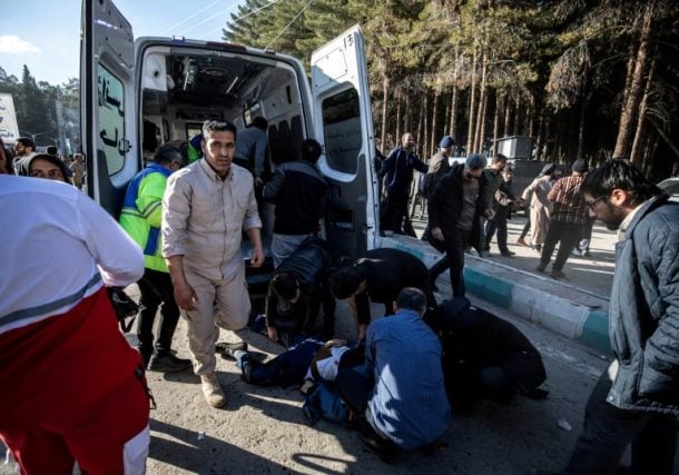 Radio Jai:Estado Islámico se atribuye la autoría de las explosiones cerca de la tumba de Soleimani en Irán
