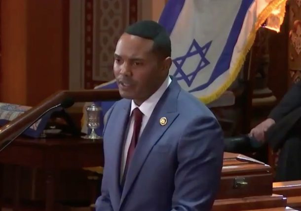 Radio Jai: Profundo e inspirador discurso del congresista Ritchie Torres en momentos de crisis moral de un mundo posterior al 7 de octubre