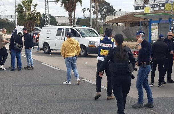 Radio Jai: Dos muertos y 4 heridos en ataque terrorista en el sur de Israel